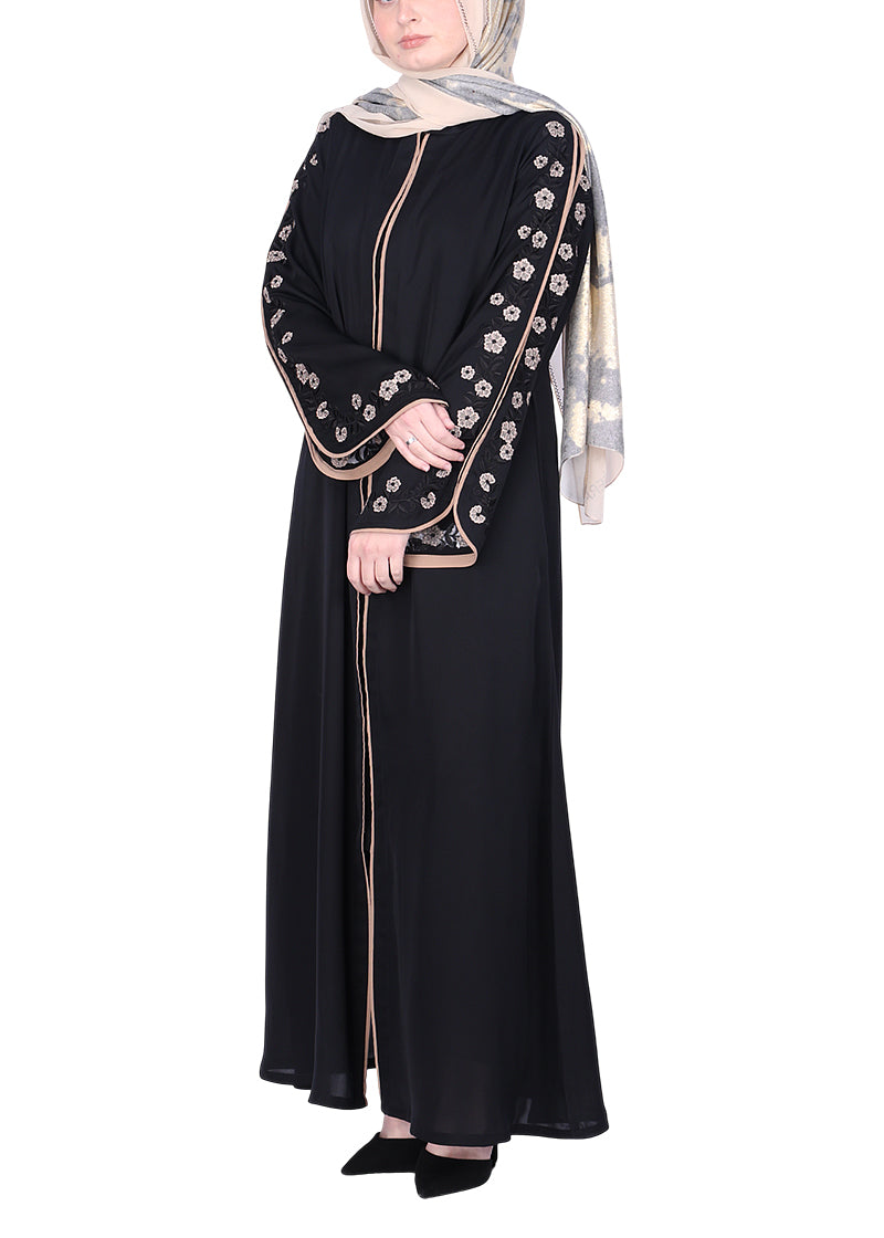 Being Muslims Contrast Sleeve Embroidery Qatari Nida Abaya Black