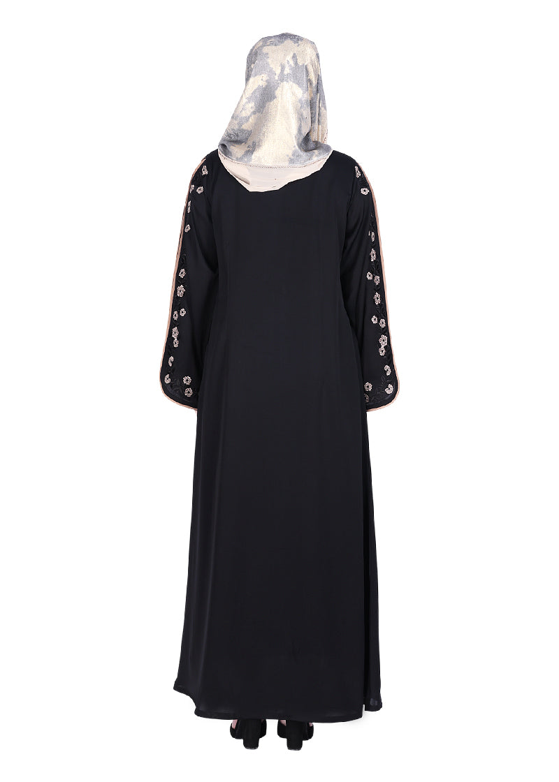 Being Muslims Contrast Sleeve Embroidery Qatari Nida Abaya Black