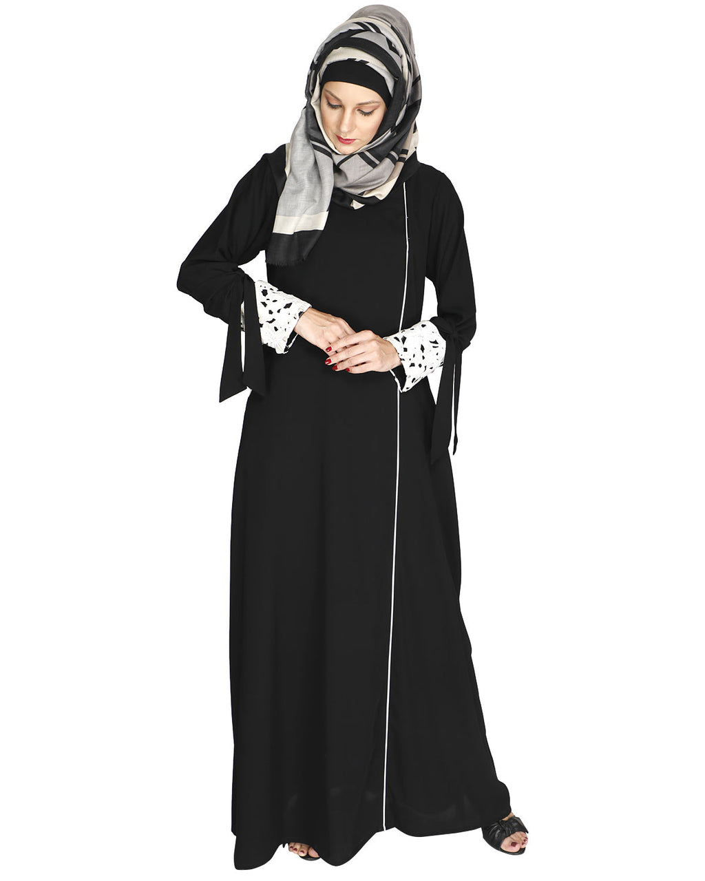 Lace & Bow Detailed Abaya Black