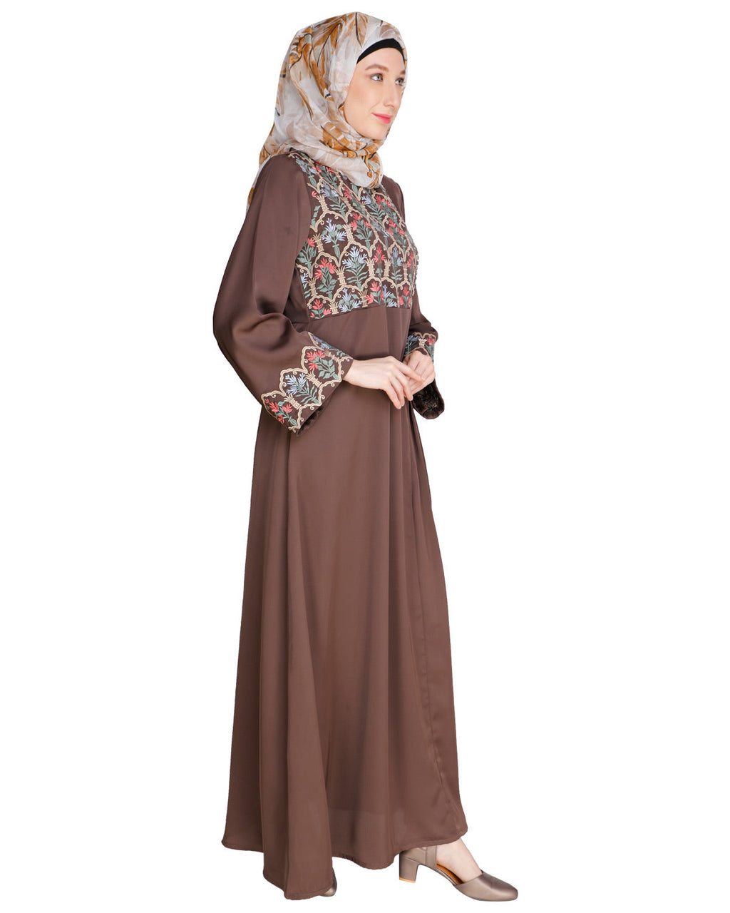 Majorelle Floral Pleated Abaya Oak Brown