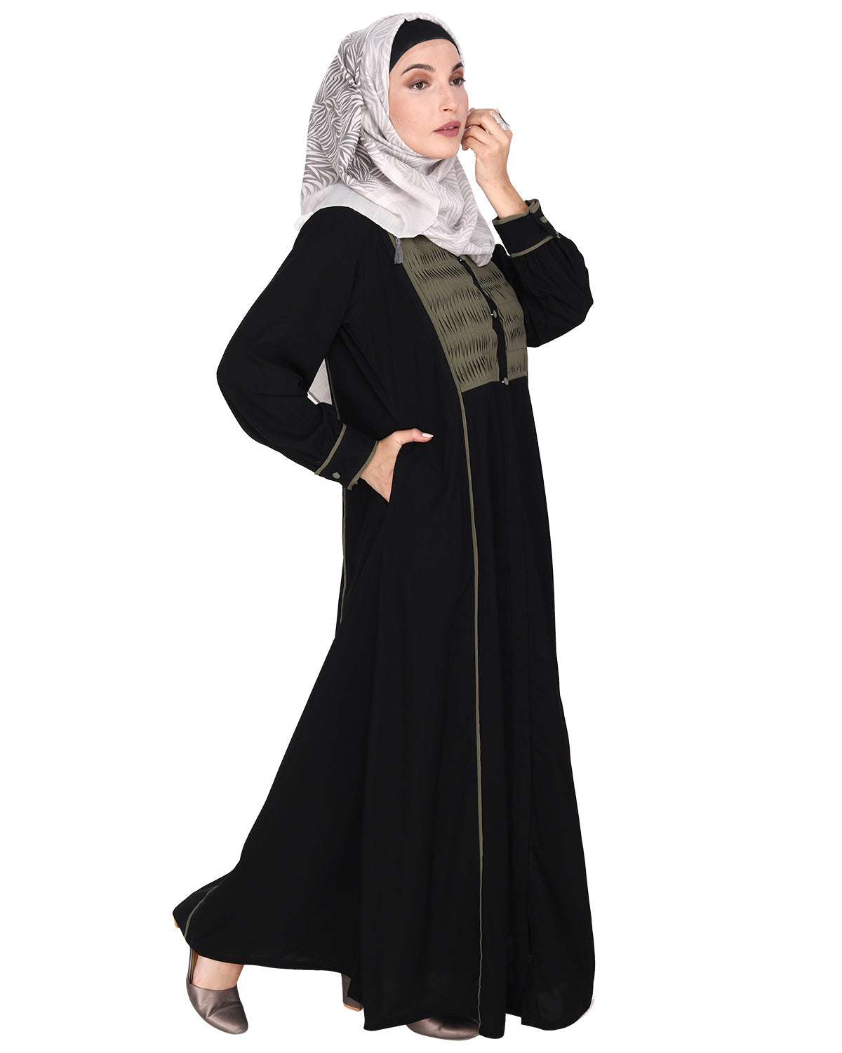 Wavetucks Yoke Abaya Black