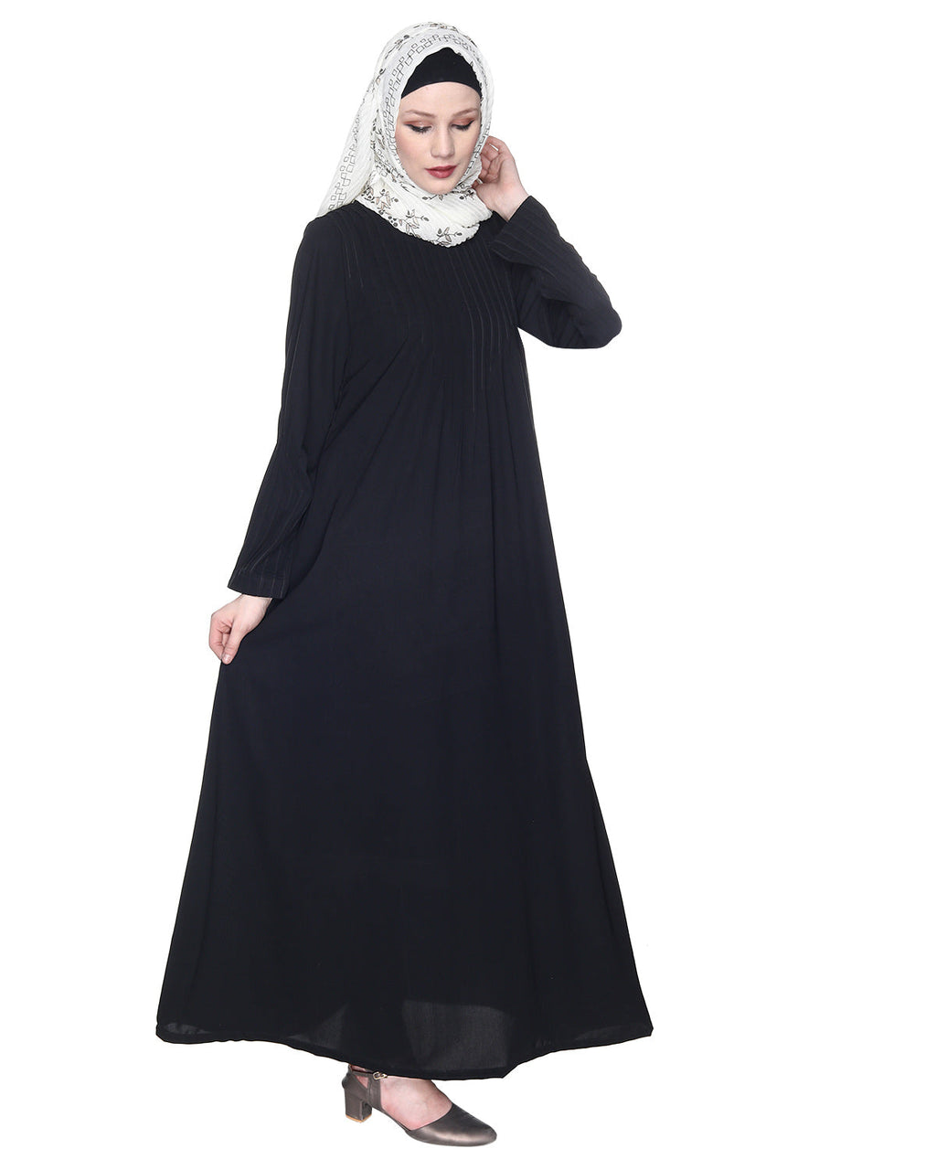 Sleek And Simple Abaya With Pintuck Detailing