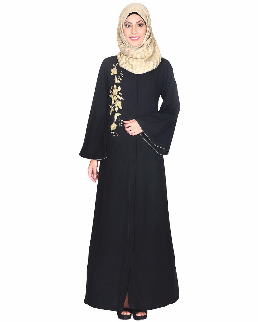 Beautiful Embroidered Abaya Black