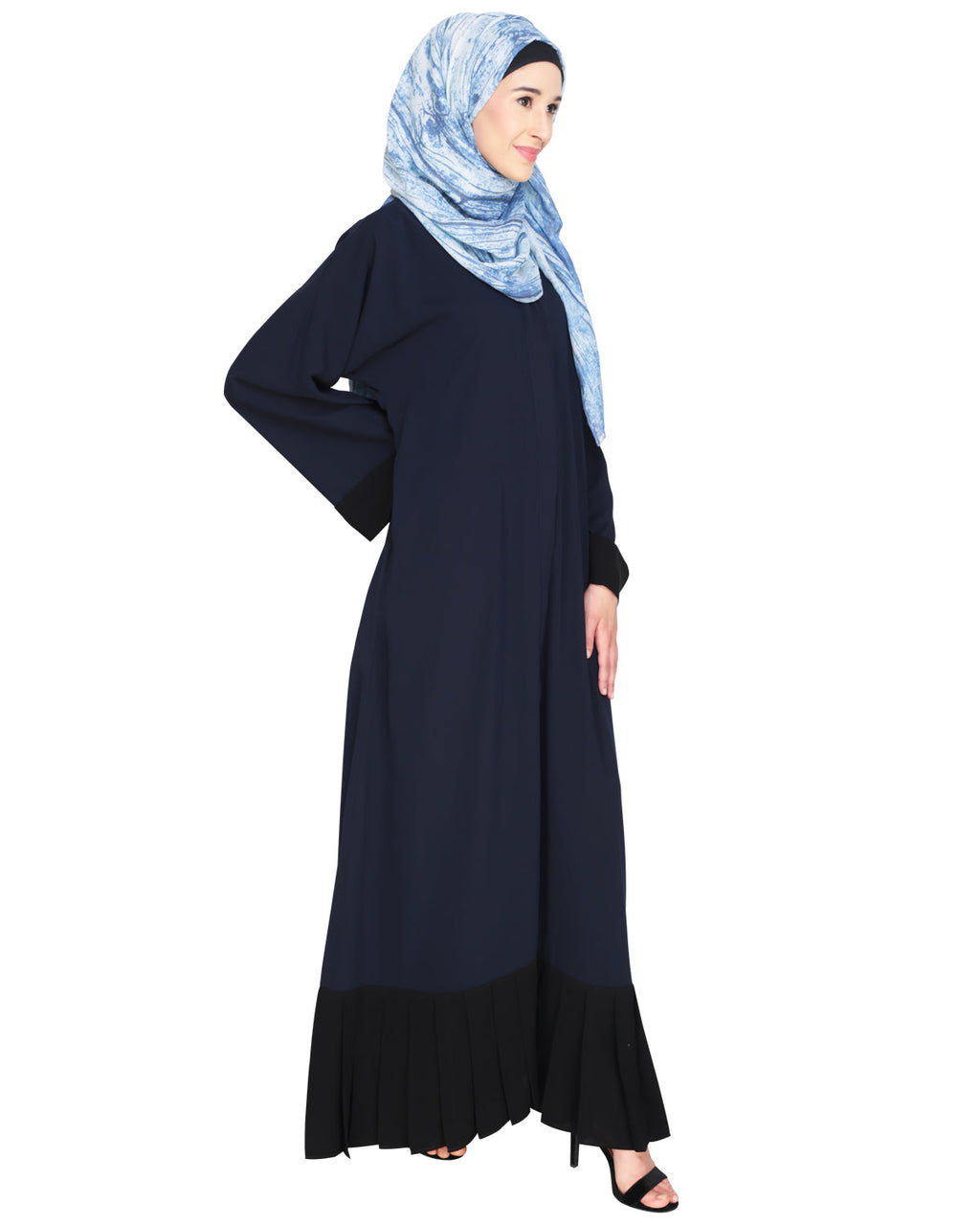 Pleated Bliss Dubai Style Abaya Navy Black
