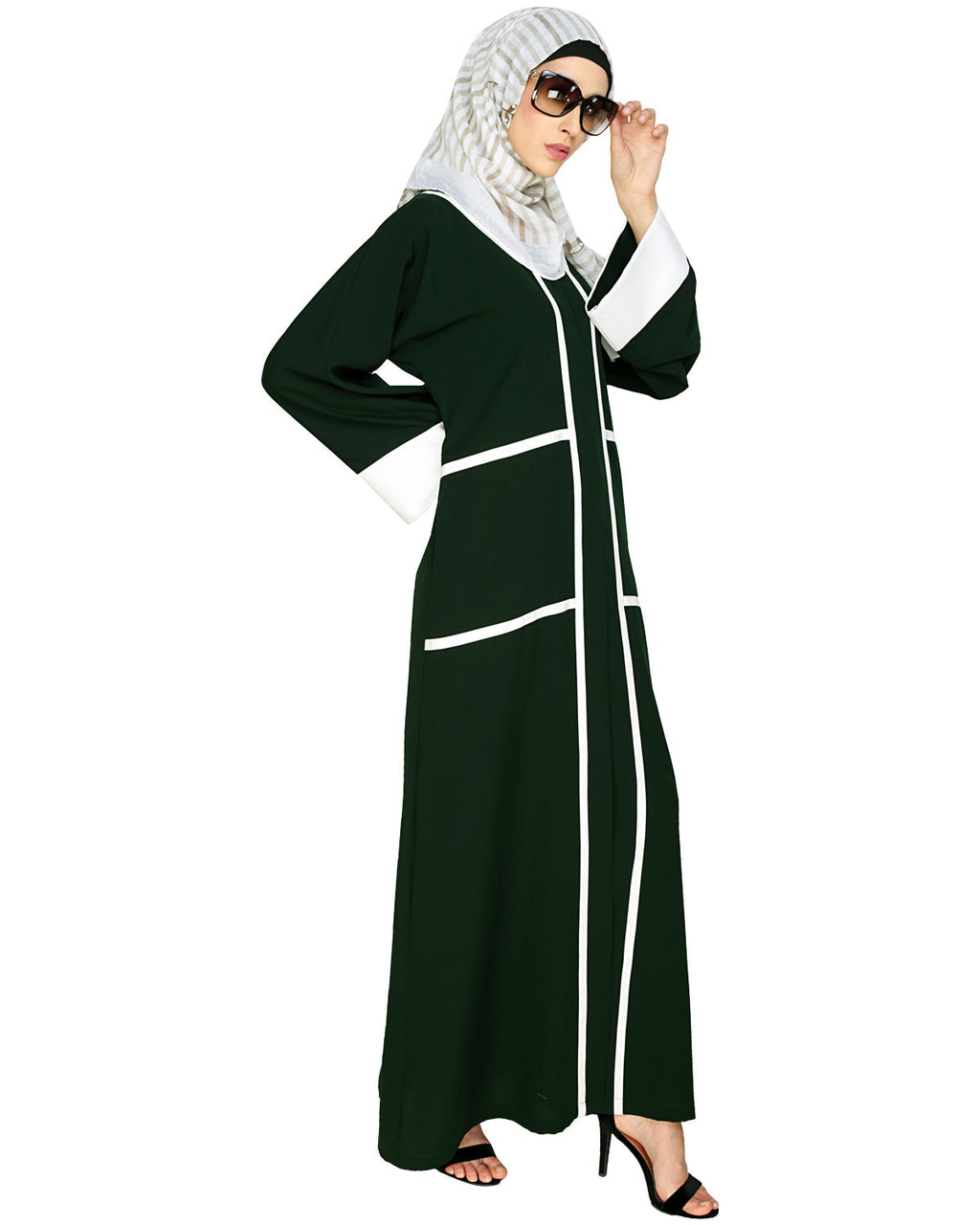 Elegant Black Dubai Style Abaya with Detailing Green