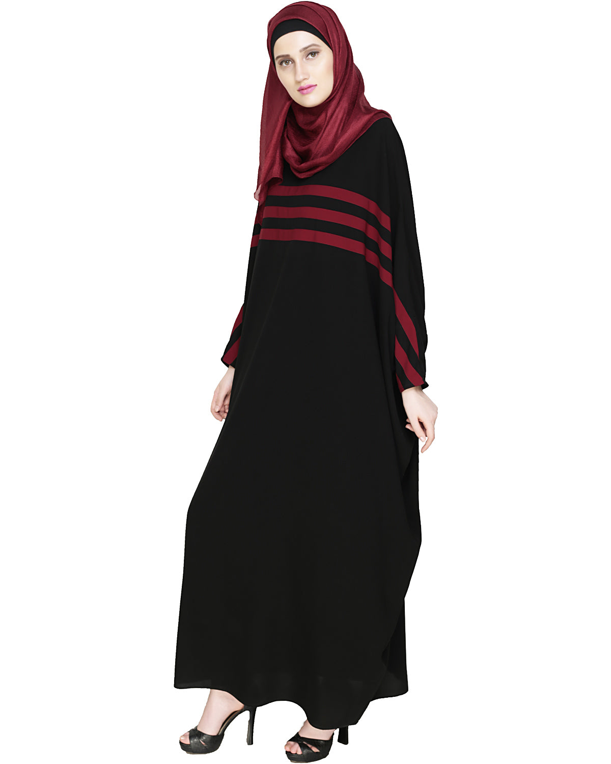 Sporty Kaftan With Black Detailing Wine