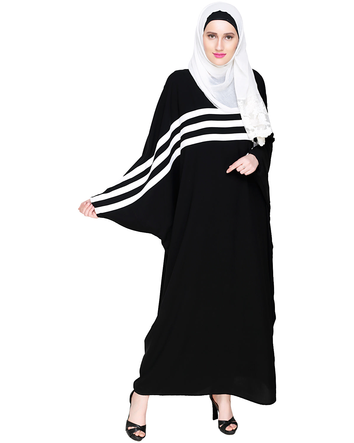 Sporty Kaftan With Black Detailing White