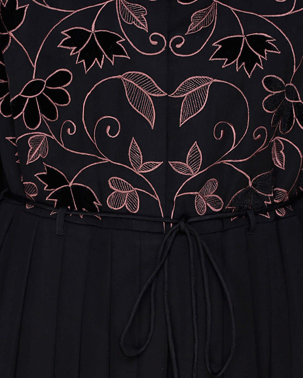 Sylvan Pleated Dubai Style Abaya Black S