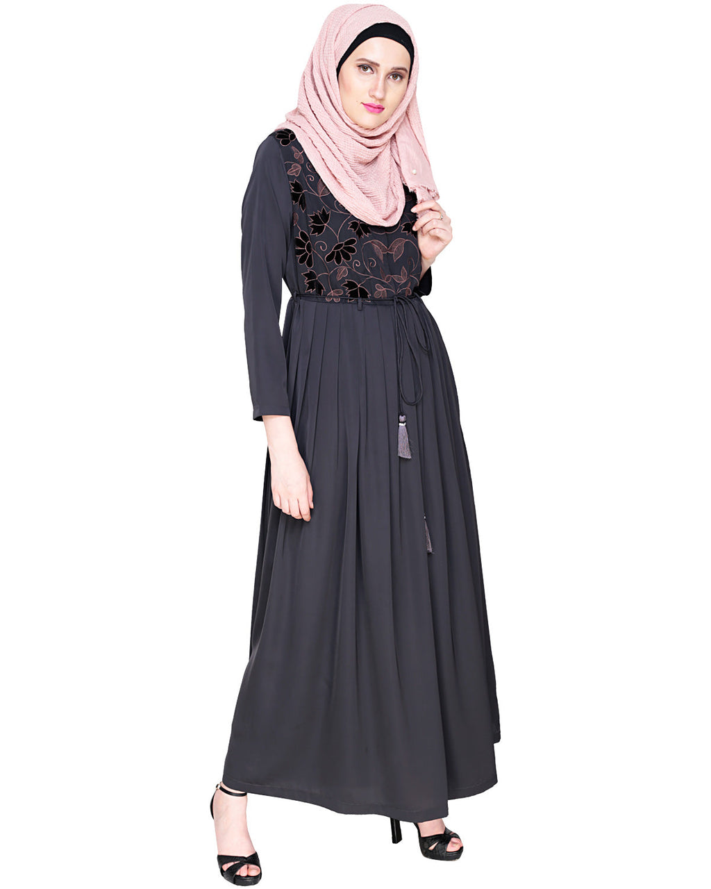 Sylvan Pleated Dubai Style Abaya Grey S