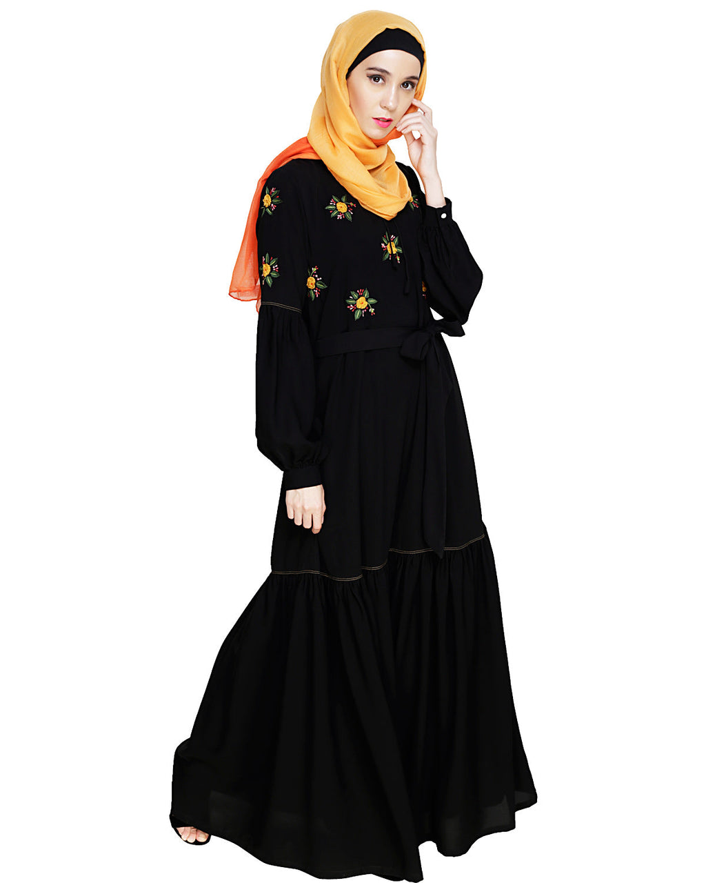 Dreamy Floral Embroiderd Abaya Black