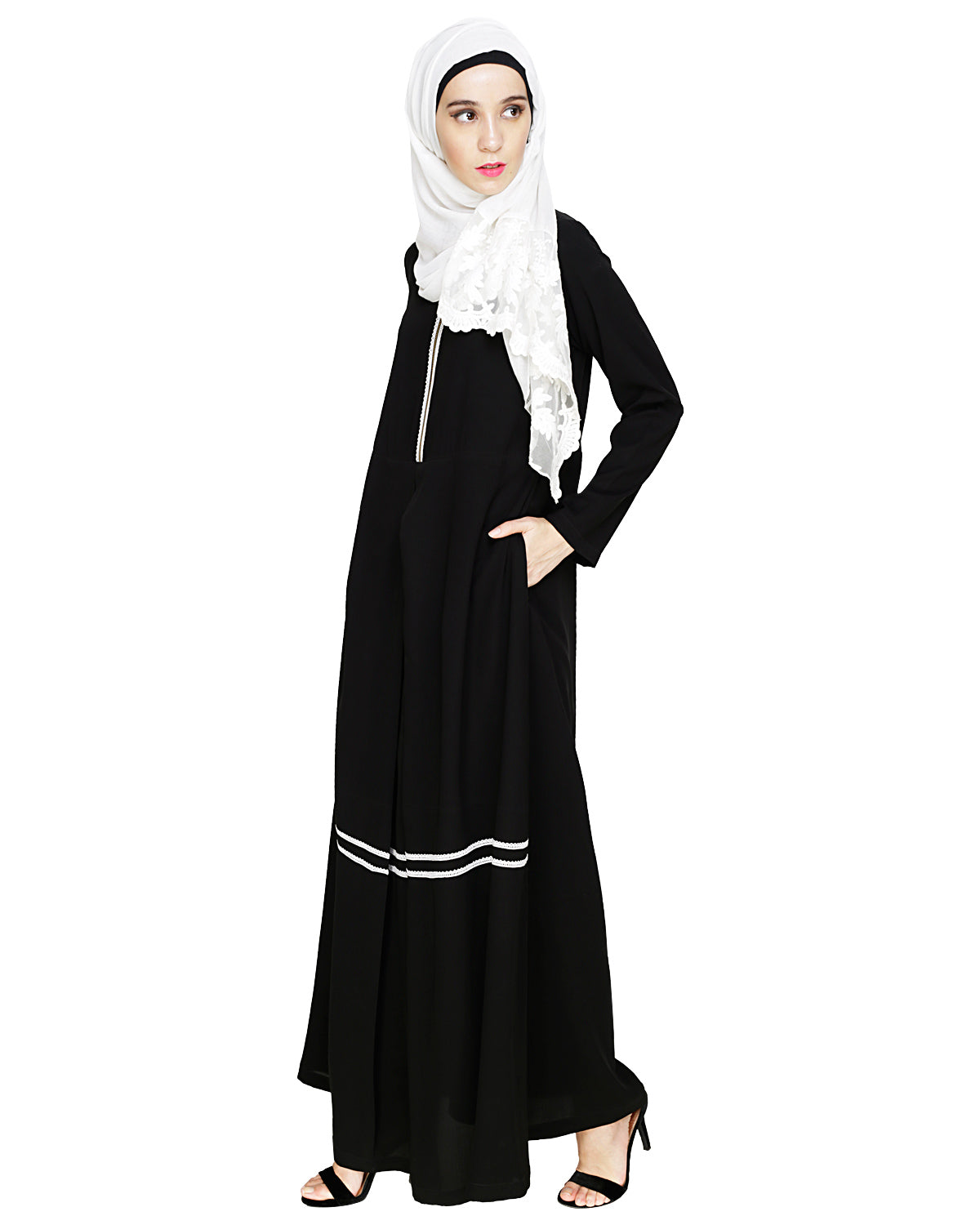 Graceful Lacy Abaya Black