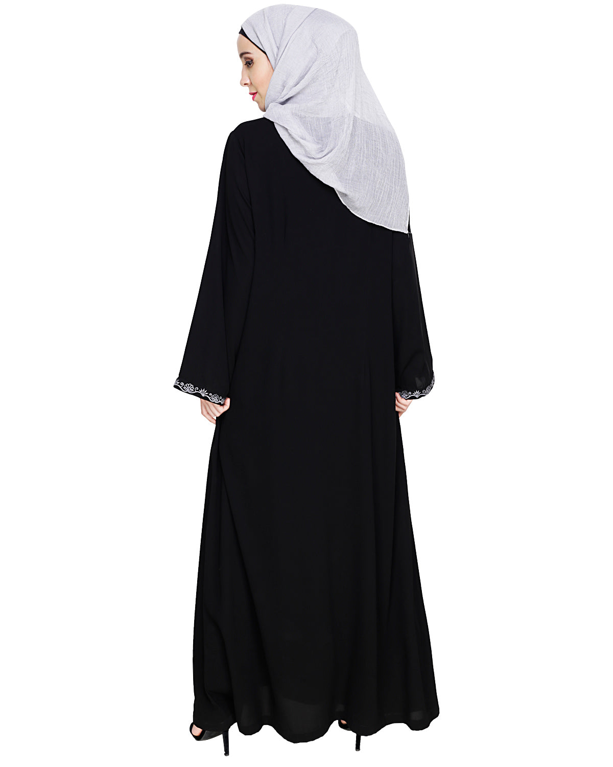 Lotus Embroidered Dubai Style Abaya Black