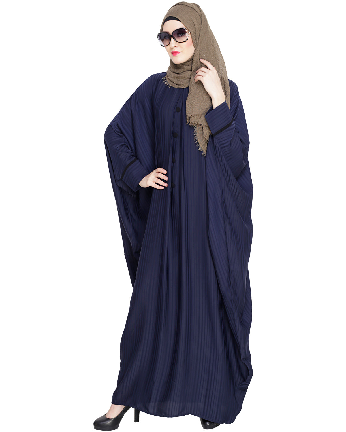 Graceful Pleated Black Kaftan Umber Brown