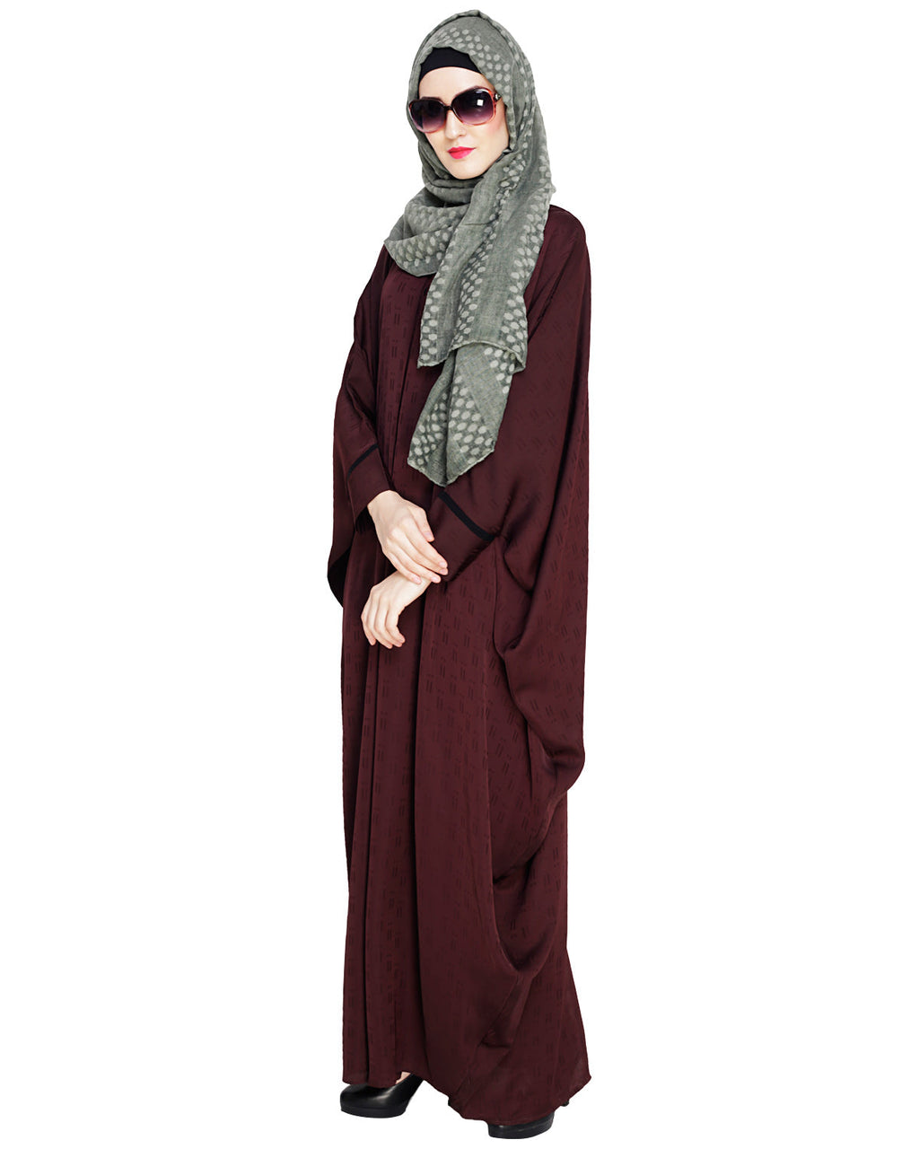 Graceful Pleated Black Kaftan Umber Brown