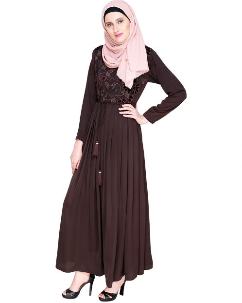 Sylvan Pleated  Dubai Style Brown Abaya