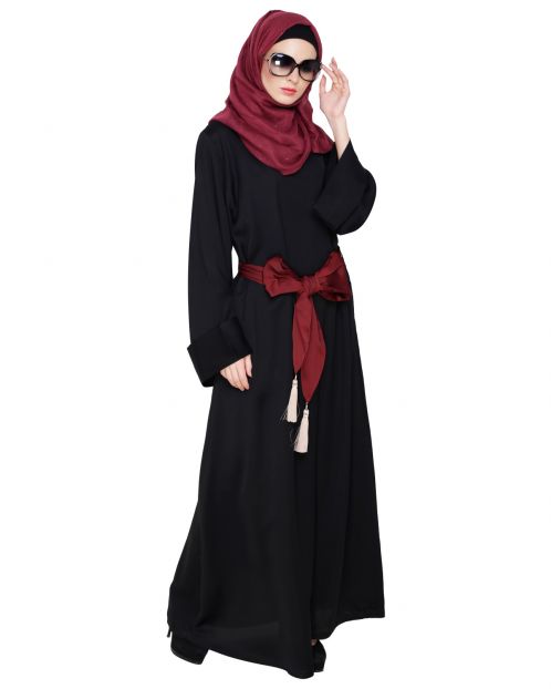 Beautiful Tassel Dubai Style Abaya
